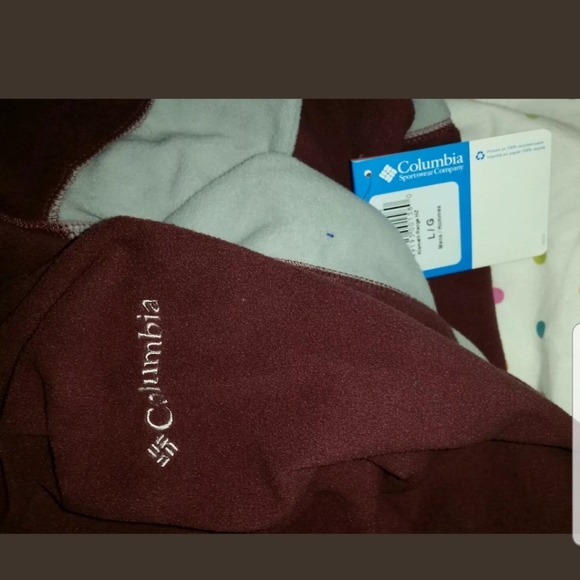 Columbia Large Burgundy Golf Sweater - Picture 4 of 4
